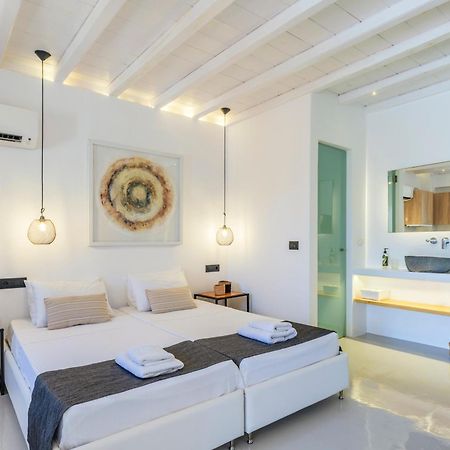 The Mykonist Merchia Beach Villas & Suites Kültér fotó