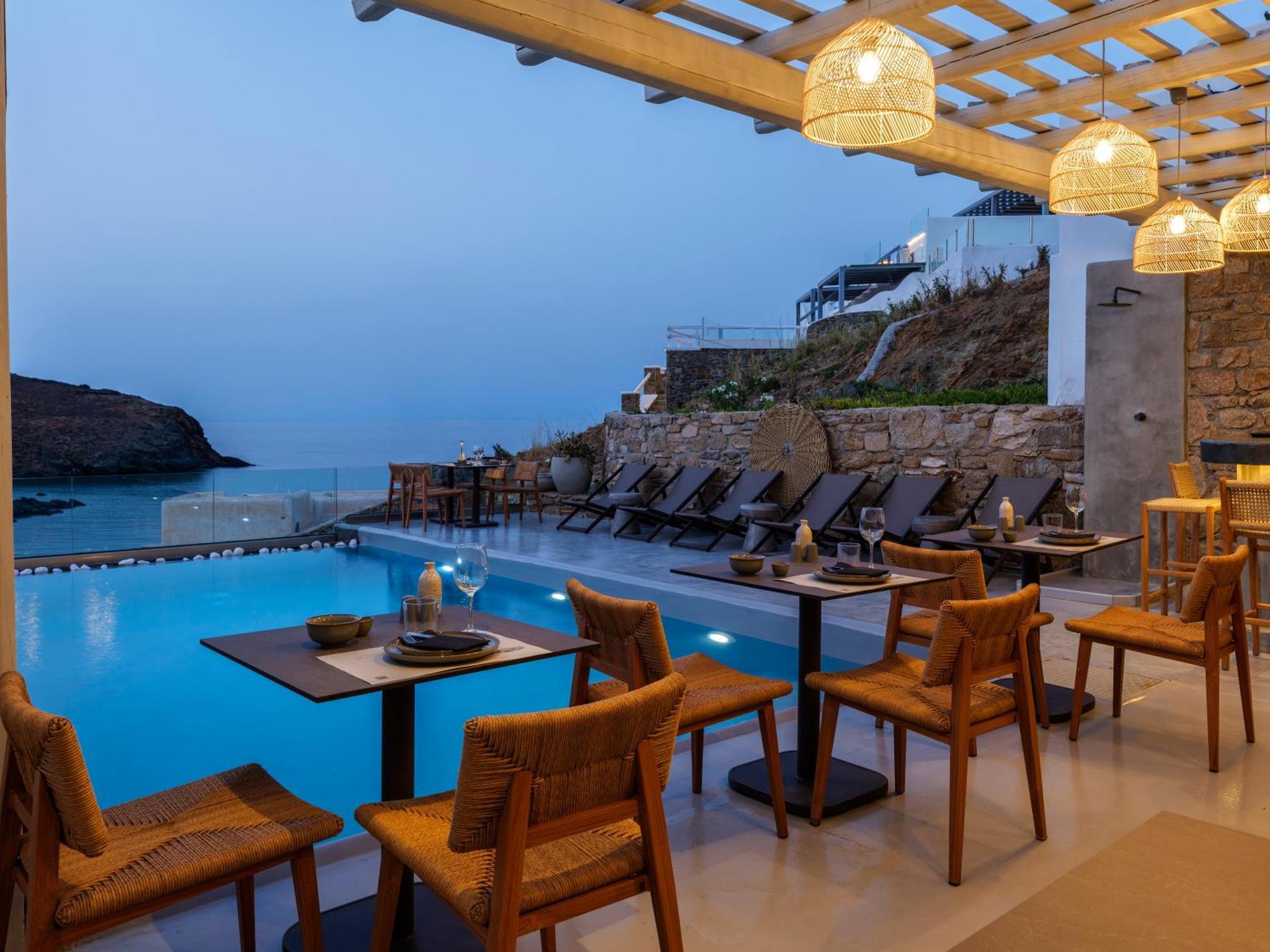 The Mykonist Merchia Beach Villas & Suites Kültér fotó