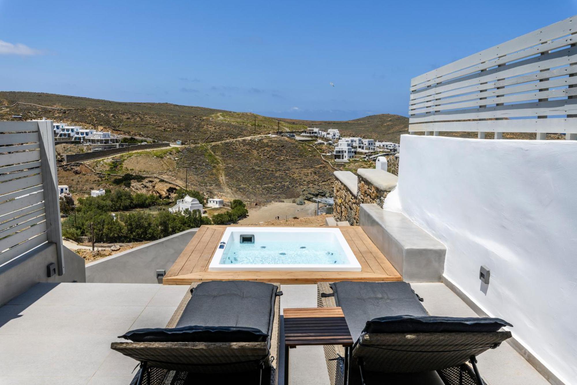 The Mykonist Merchia Beach Villas & Suites Kültér fotó
