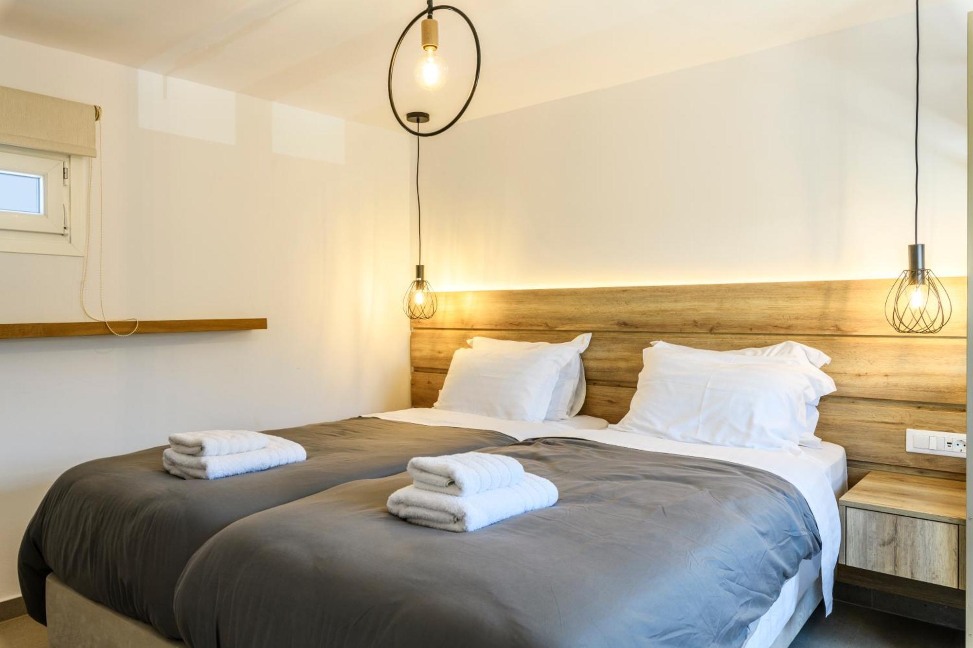 The Mykonist Merchia Beach Villas & Suites Kültér fotó