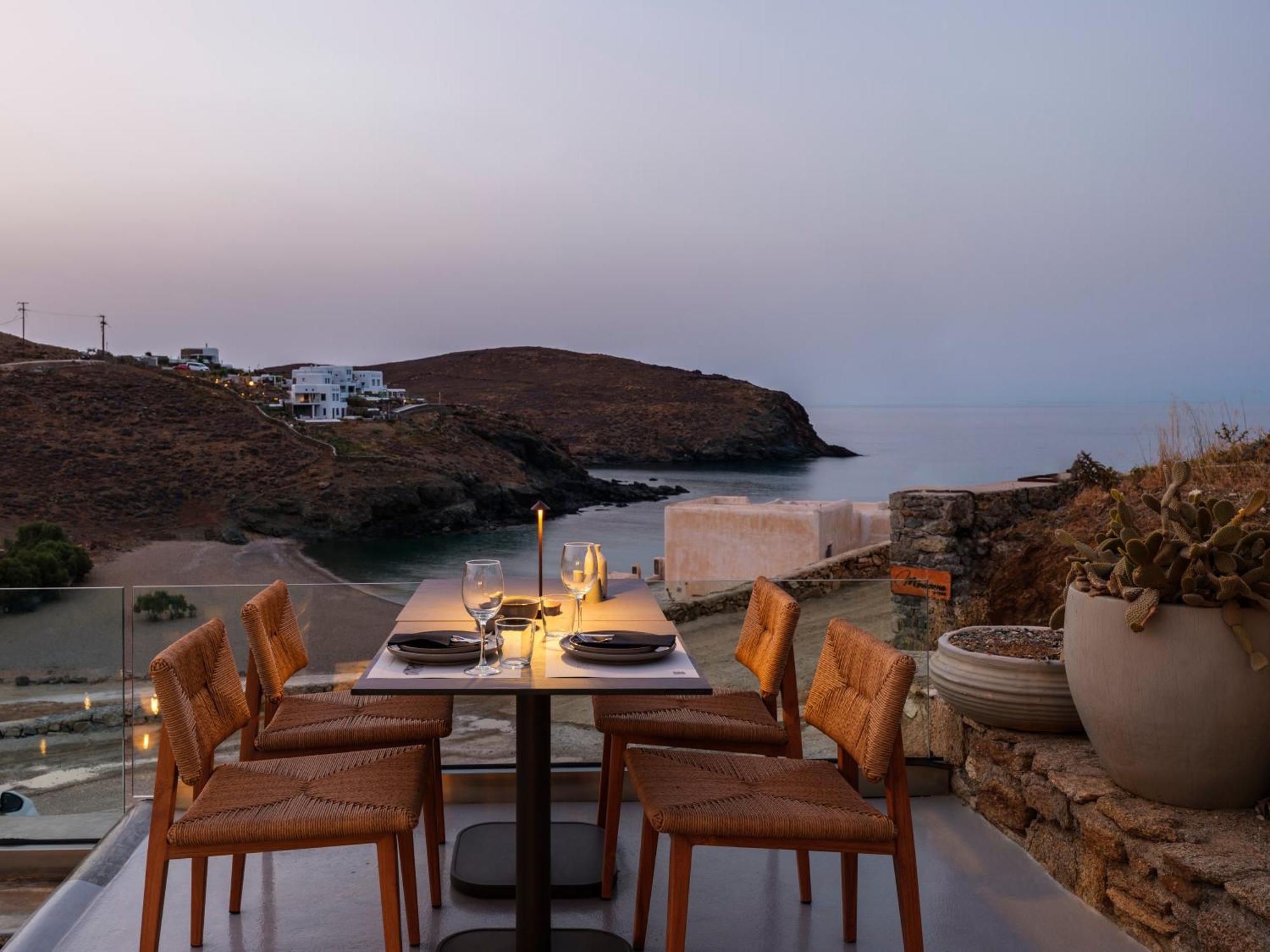 The Mykonist Merchia Beach Villas & Suites Kültér fotó