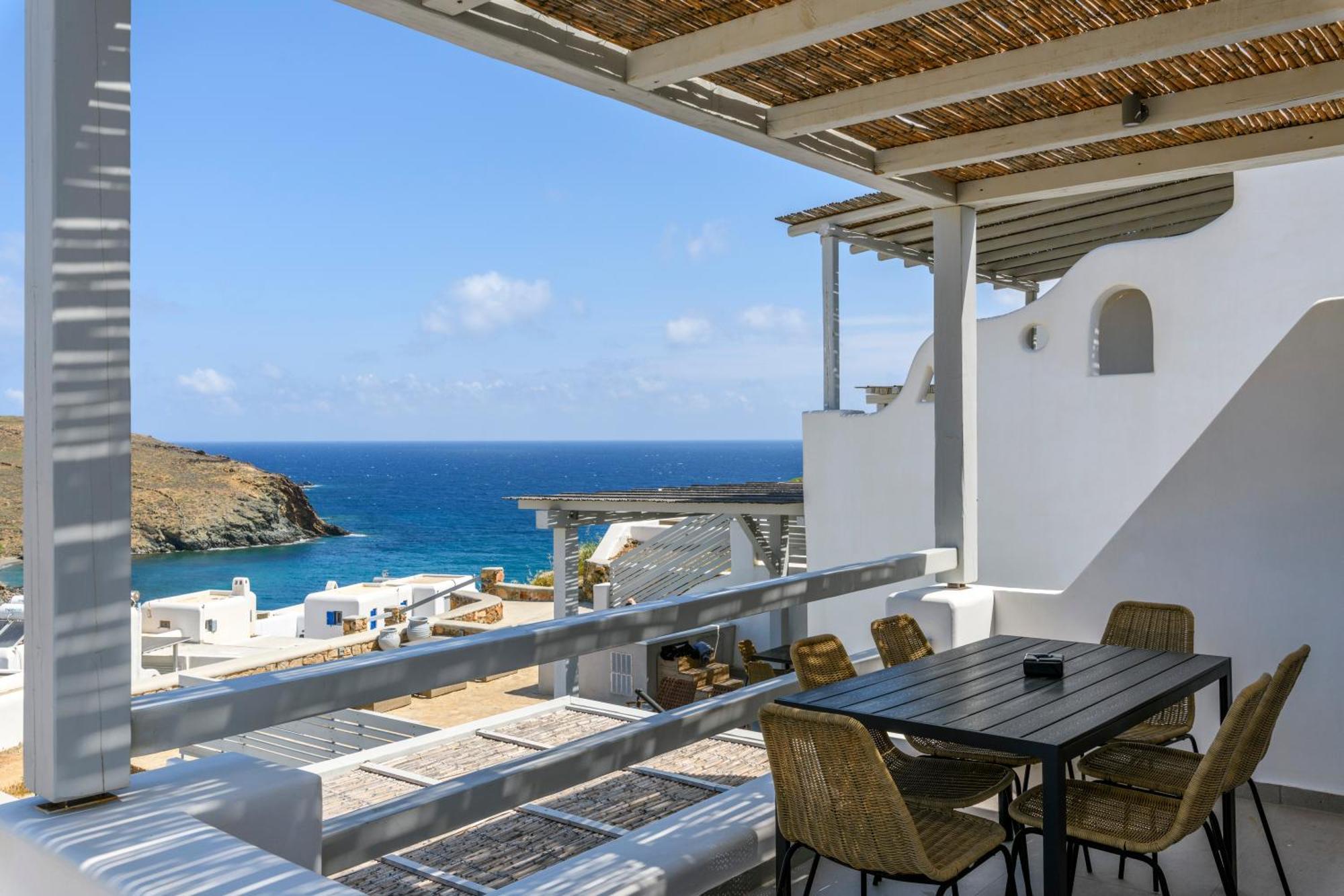 The Mykonist Merchia Beach Villas & Suites Kültér fotó