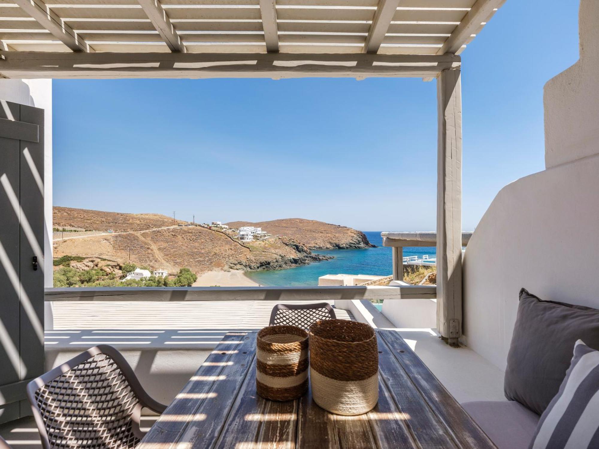 The Mykonist Merchia Beach Villas & Suites Kültér fotó