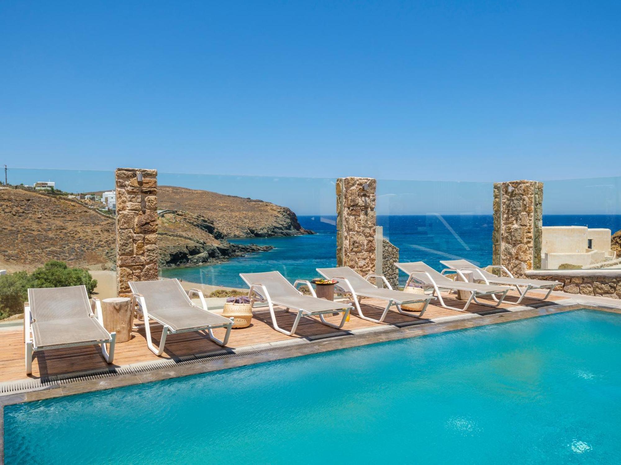 The Mykonist Merchia Beach Villas & Suites Kültér fotó