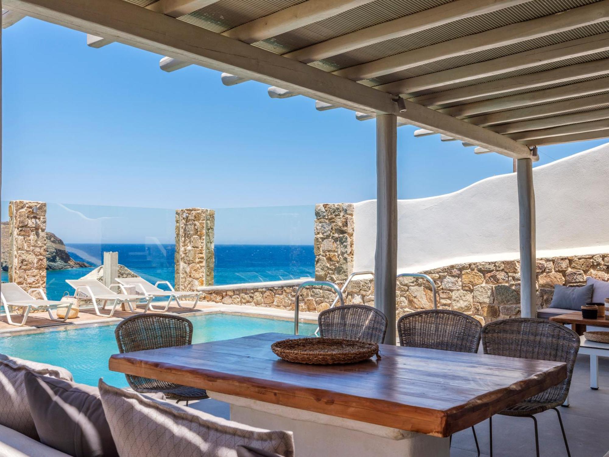 The Mykonist Merchia Beach Villas & Suites Kültér fotó