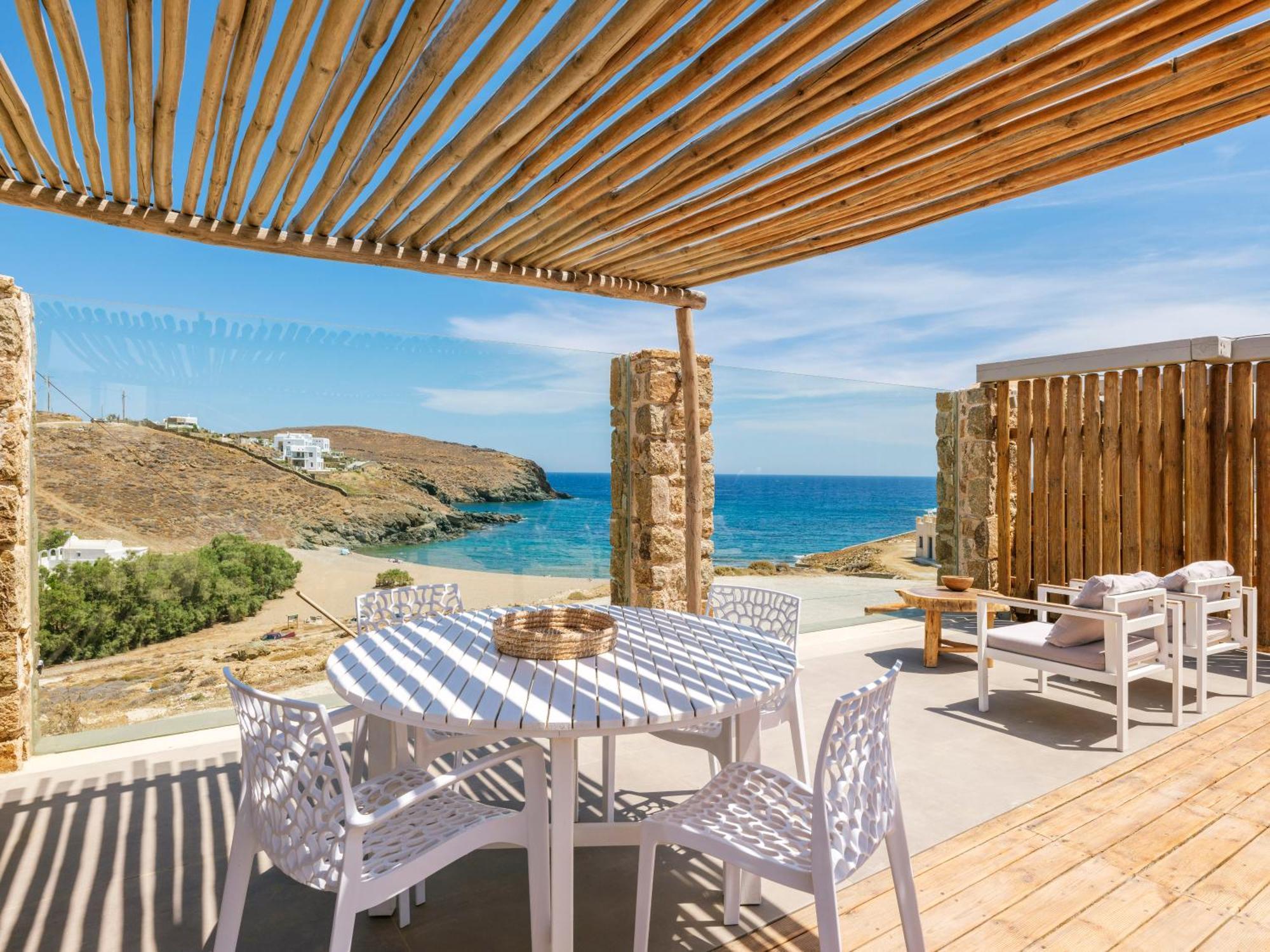 The Mykonist Merchia Beach Villas & Suites Kültér fotó